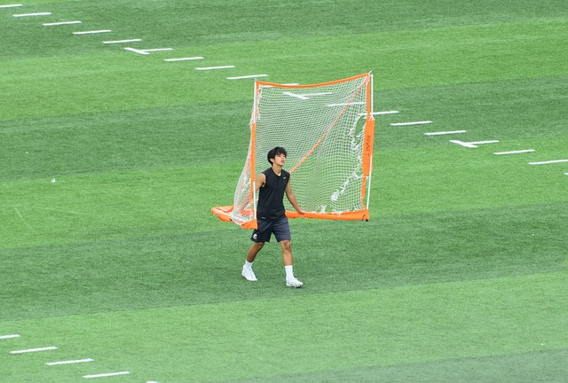 为此